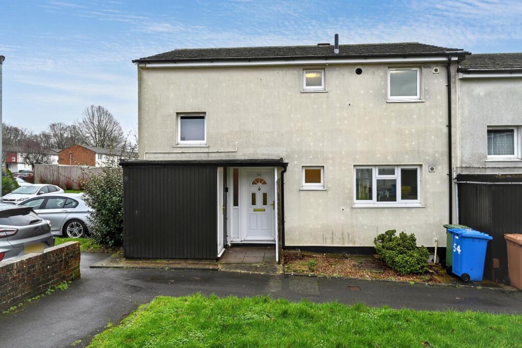 Main image of property: 54 Fountains Garth, Bracknell, RG12 7RH
