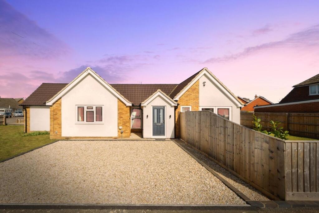 Main image of property: St. Annes Road, Banbury, Oxfordshire, OX16