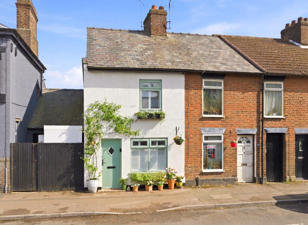 Main image of property: Church Road, Slip End, Luton, Bedfordshire, LU1