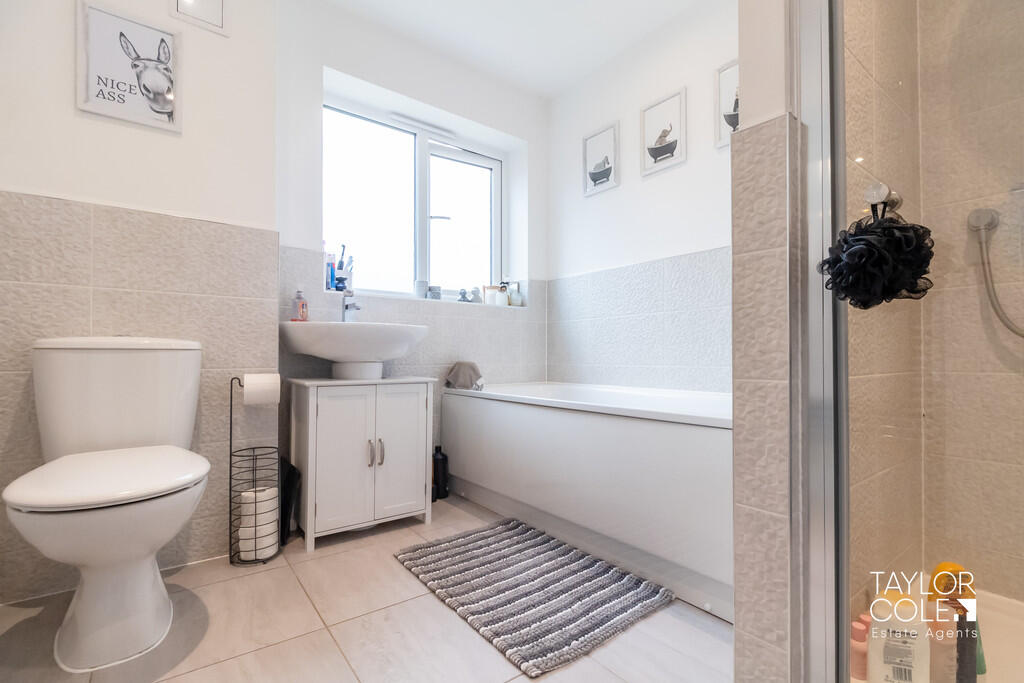 Additional image 23 of Narcissus Close, Tamworth