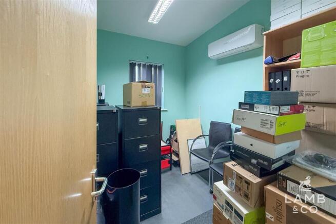 OFFICE 4