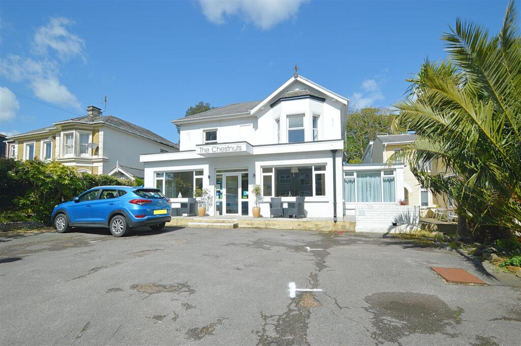 Main image of property: SHORT WALK TO BEACH * SHANKLIN