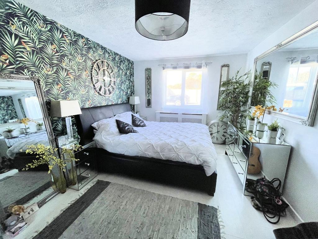 Grange Court, 43 Elmer Road, Middleton-on-Sea, Bognor Regis, PO22 6ER photo 4