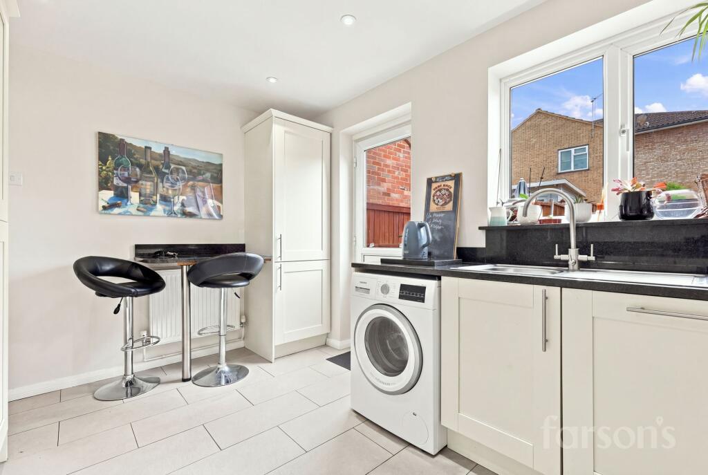 House in Brentwood, Ingrave - View 5