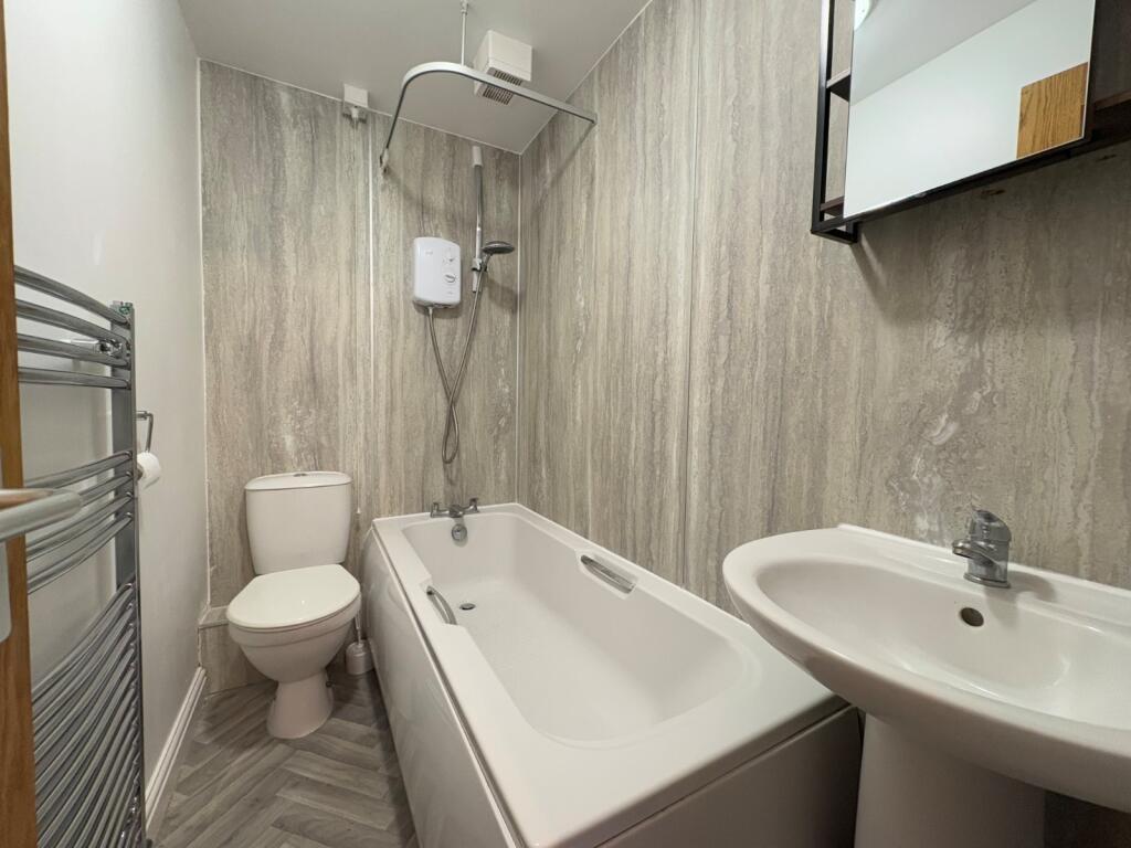 Apartment in Leeds - View 4