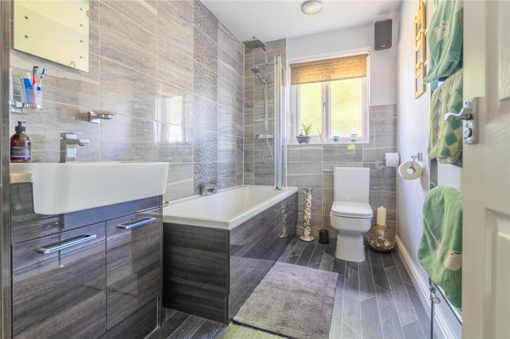 Cedar Lane, Newhey, Rochdale, Greater Manchester, OL16 photo 4