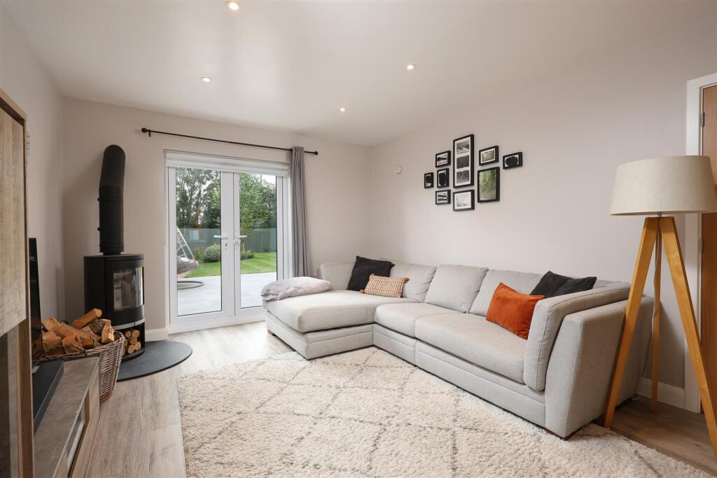 House in Melksham, Melksham Forest - More