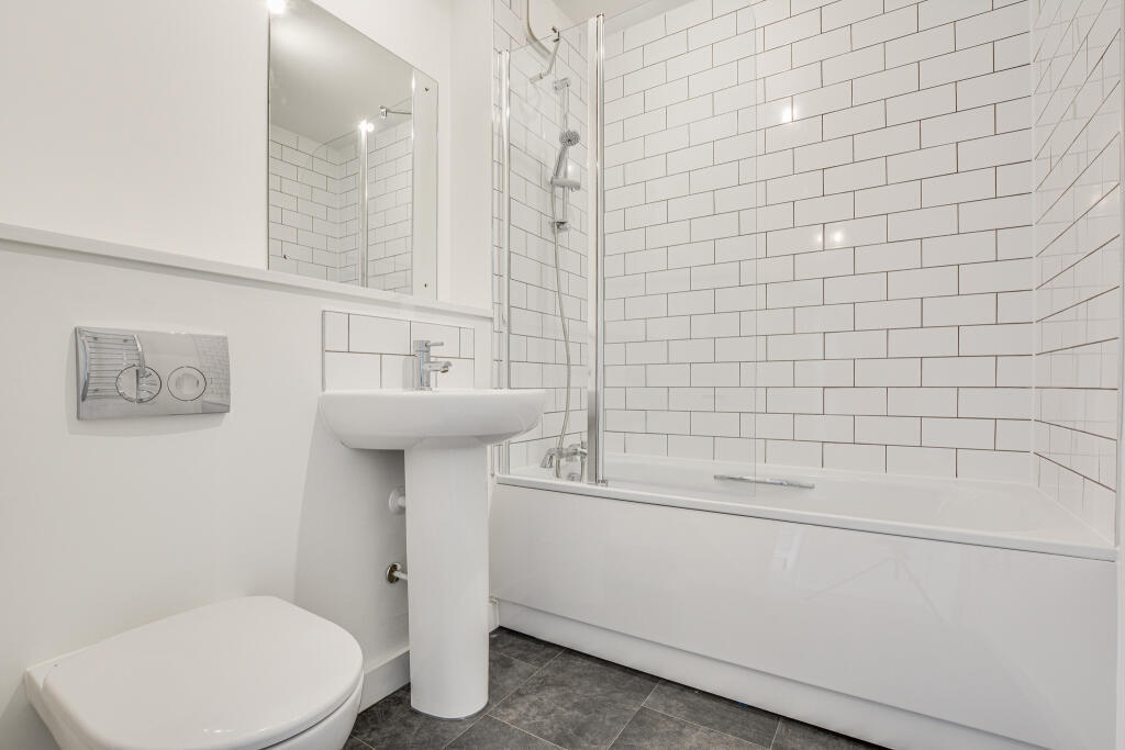 Apartment in Manchester, Greater Manchester - View 4