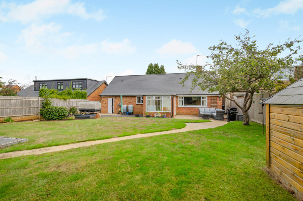 House in Oxford - View 2