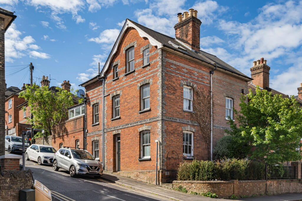 Main image of property: Sydenham Road, Guildford, GU1