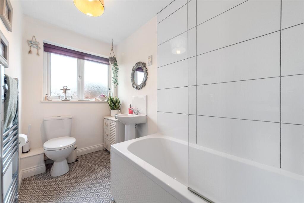 Additional image 8 of Robins Hill Drive, Alvechurch, Birmingham, Worcestershire, B48