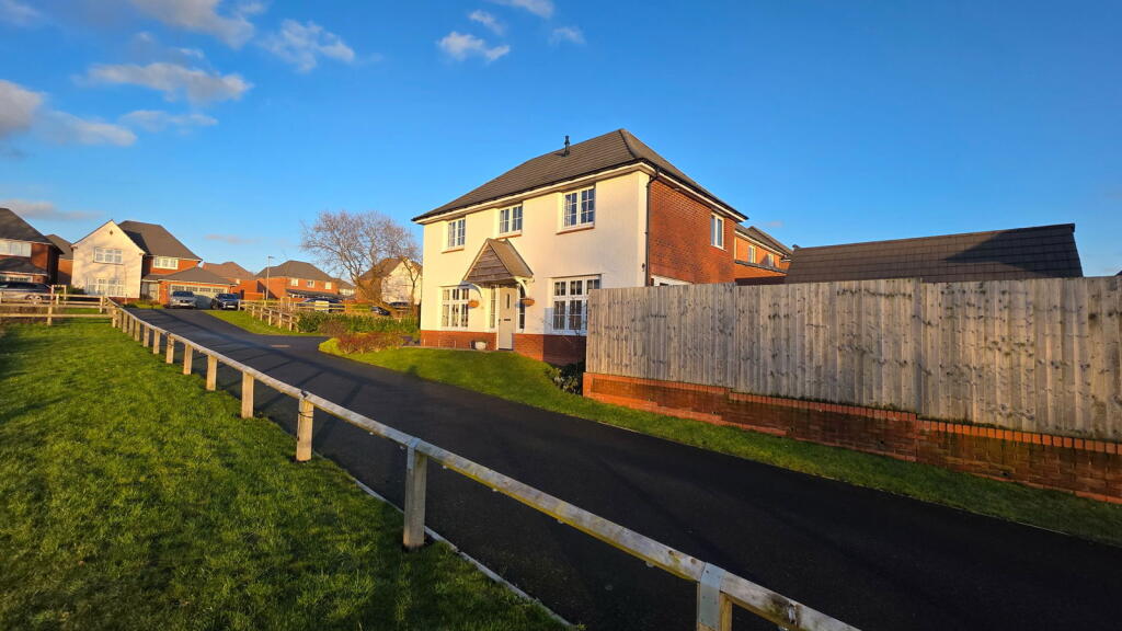 Lambert Meadow, Tyldesley M29 8SJ photo 4