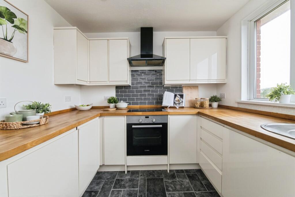 House in Exeter, Devon - View 4