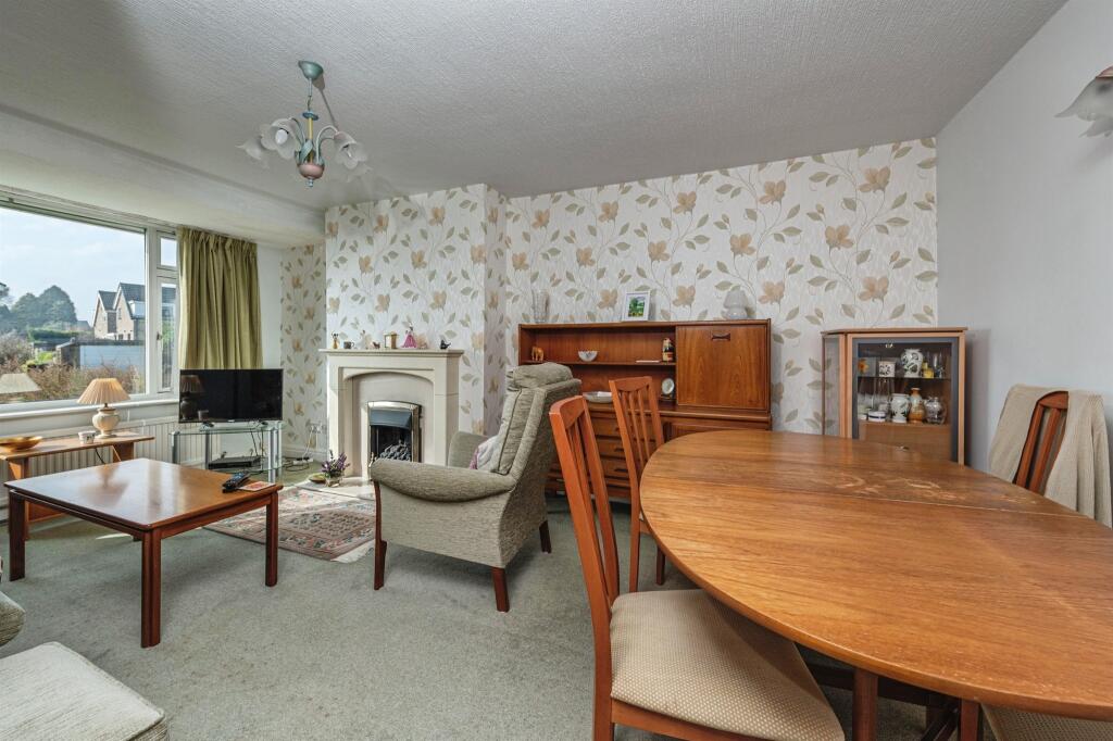 Additional image 3 of Brearcliffe Drive, Bradford