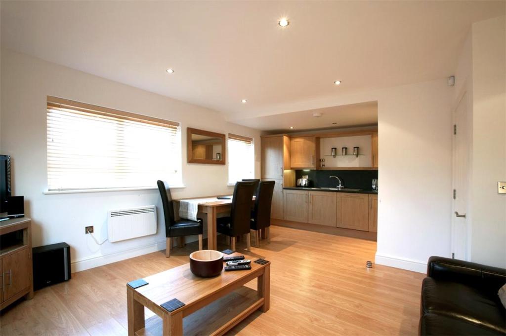 Apartment in Reading - View 2