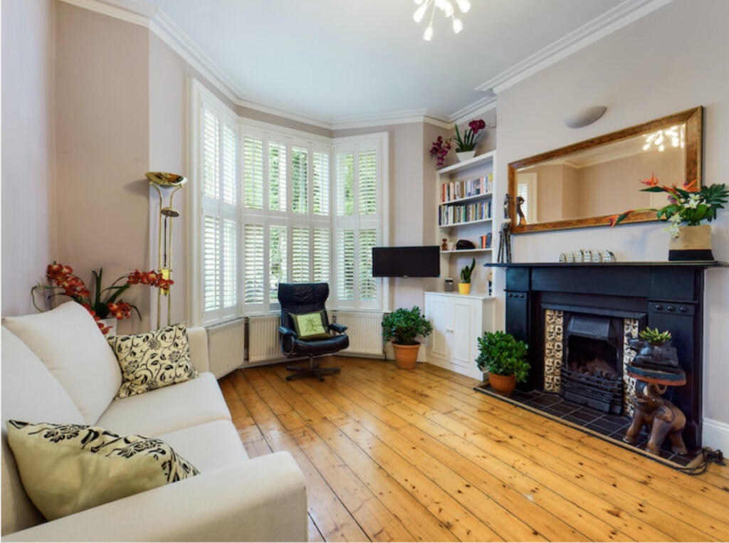 St. Luke's Avenue, London, SW4 - View 2