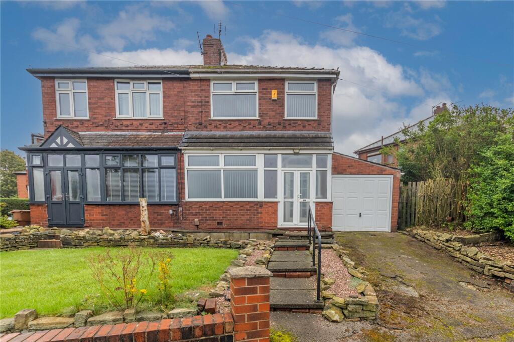 Main image of property: The Crescent, Shaw, Oldham, Greater Manchester, OL2