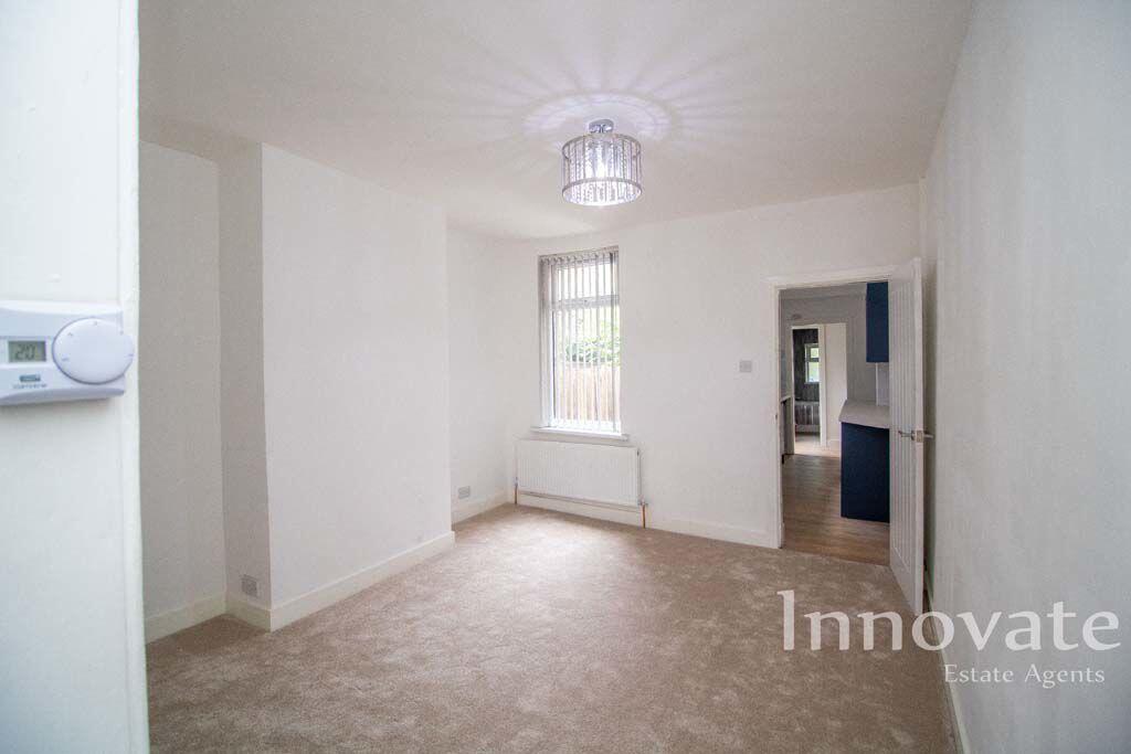 House in Dudley, Blower's Green - View 4