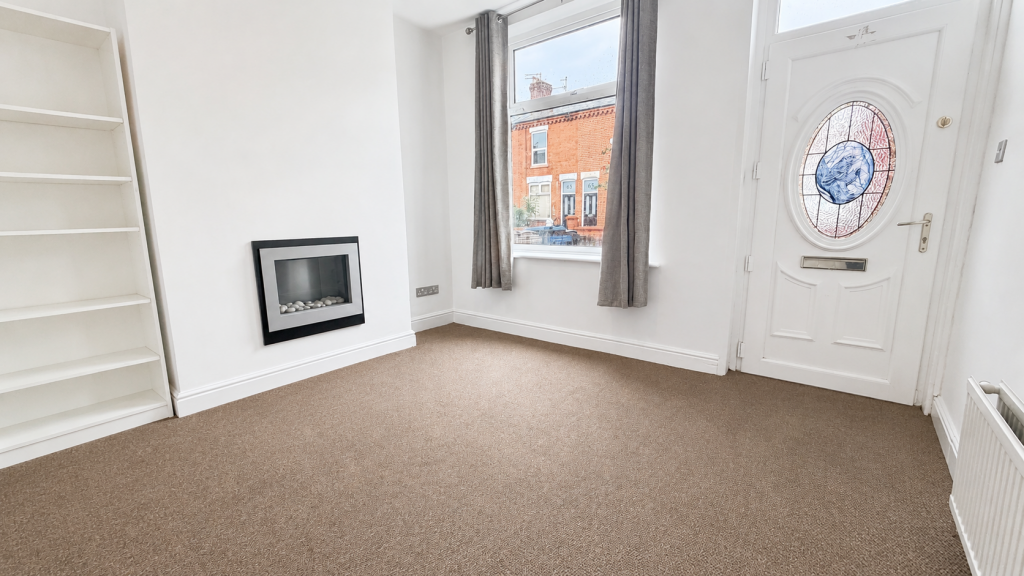 House in Stockport, Heaton Norris, Edgeley - More