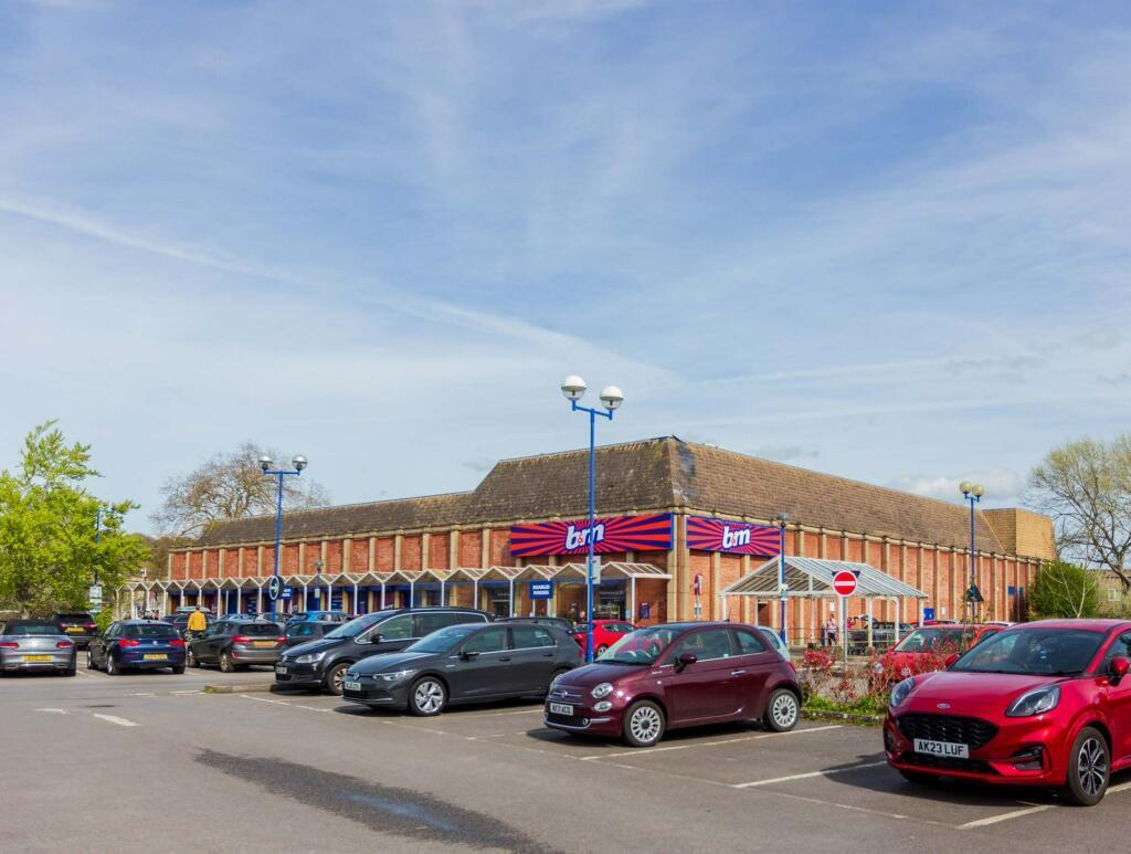 Main image of property: Clevedon Triangle Centre, Clevedon, North Somerset
