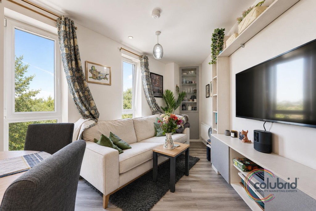 Apartment in Chelmsford, Springfield Park - More