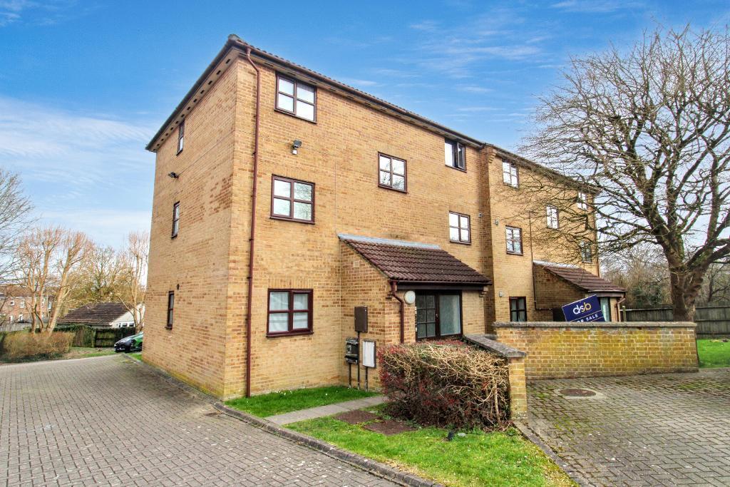 Main image of property: Ladd Close, Kingswood, Bristol, BS15 9LG