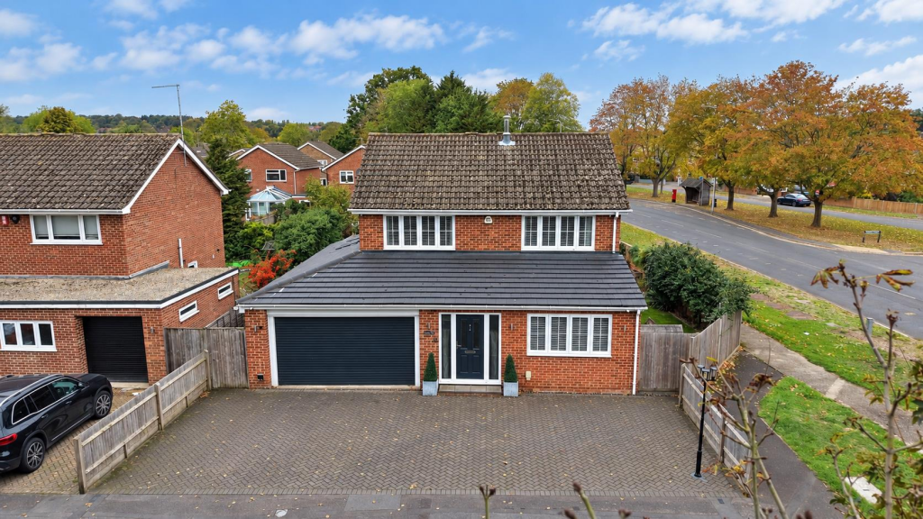 Main image of property: Sulham Lane, Pangbourne, Reading