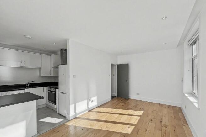 198 Upper Richmond Road West, London SW14 8AN