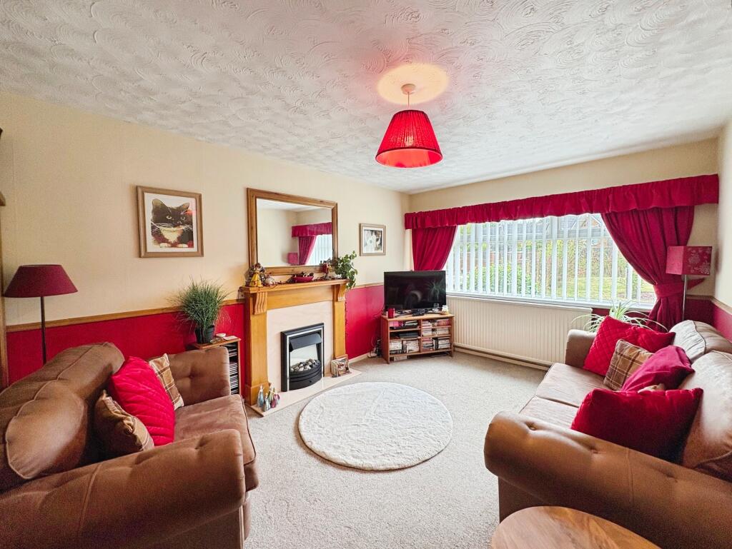 Oakenshaw, Dumpling Hall, Newcastle upon Tyne, NE15 photo 2