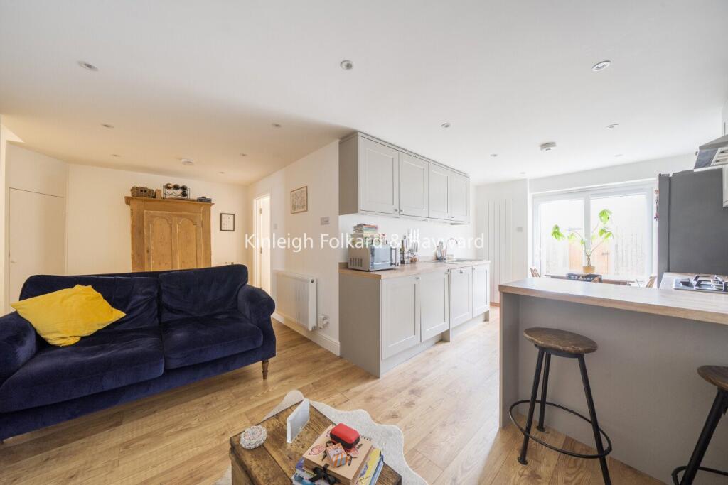 Main image of property: Merton Road, Southfields, London, SW18