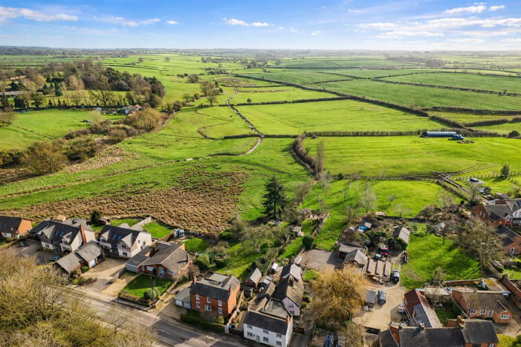 Main image of property: White Swan, High Street, Welford