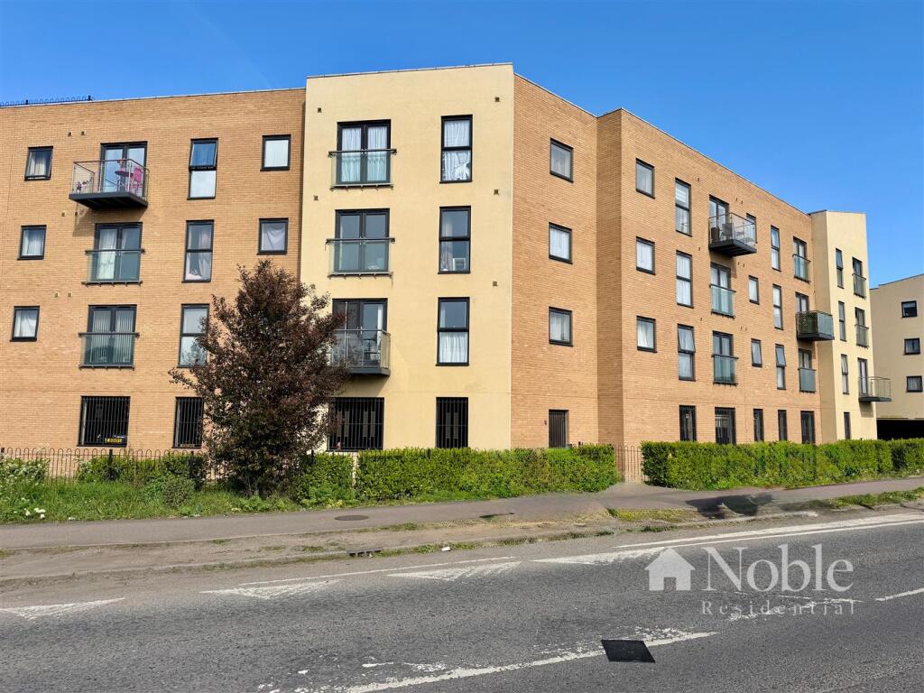 Main image of property: Dock Road, Tilbury