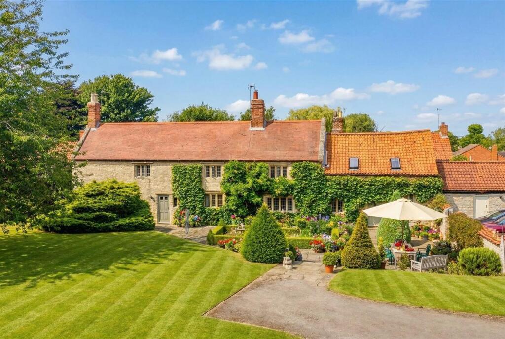 Main image of property: Washdyke Lane, Fulbeck, Grantham