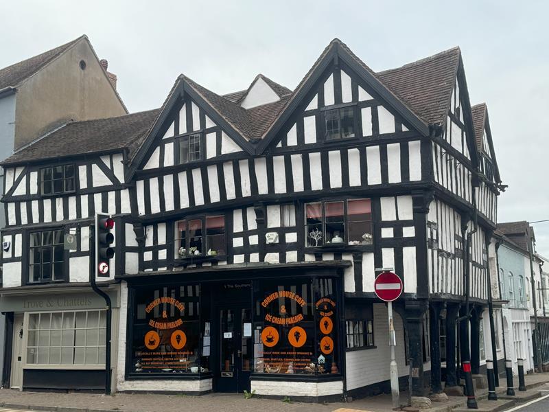 Main image of property: 1 The Southend, Ledbury, Herefordshire, HR8 2EY