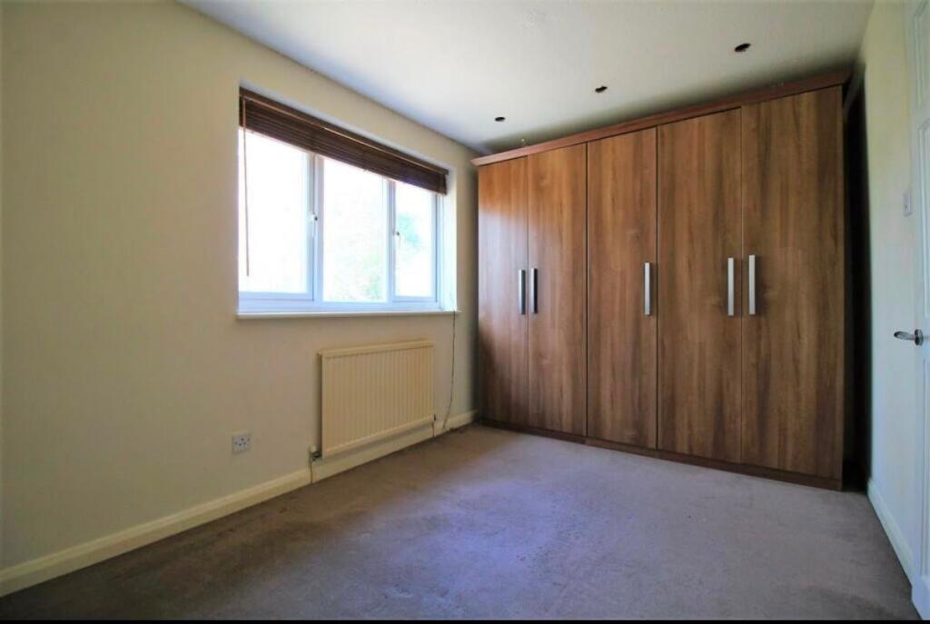 House in Portsmouth - View 5