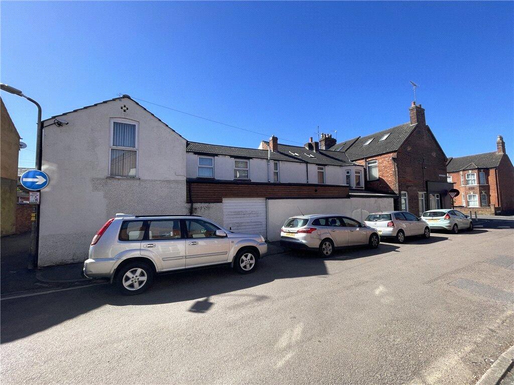 Main image of property: 39 & 39a, Cambridge Street, Wolverton