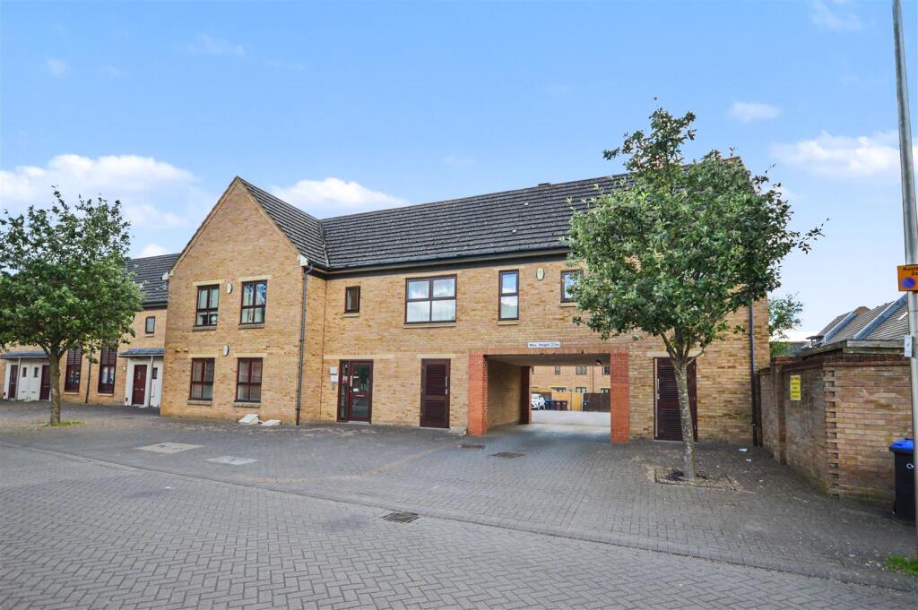 Main image of property: Park Corner, St James, NN5