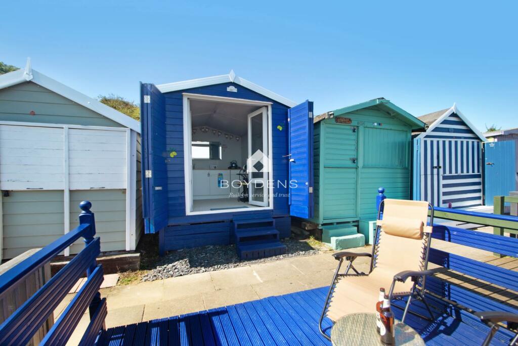 Main image of property: Southcliff Beach Hut, Walton-on-the-Naze