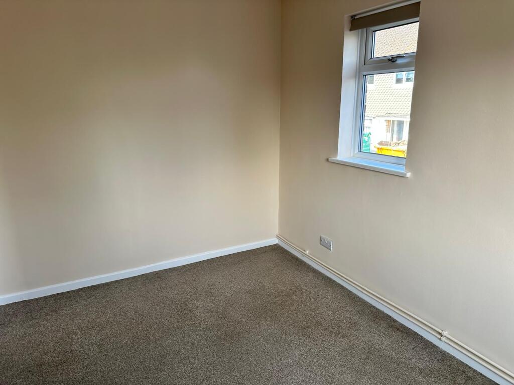 Apartment in Coventry - More