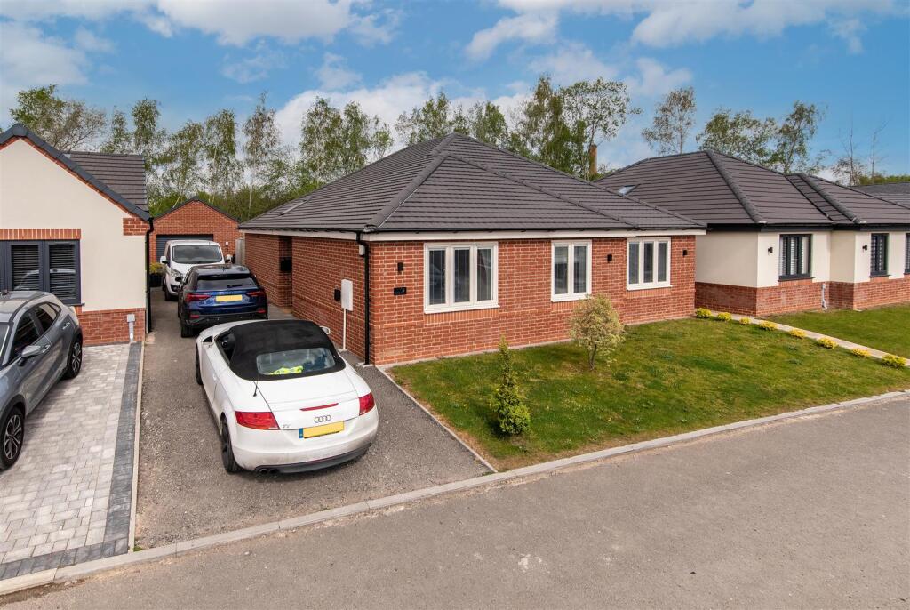 Main image of property: Willow woods Close, Newbold Coleorton