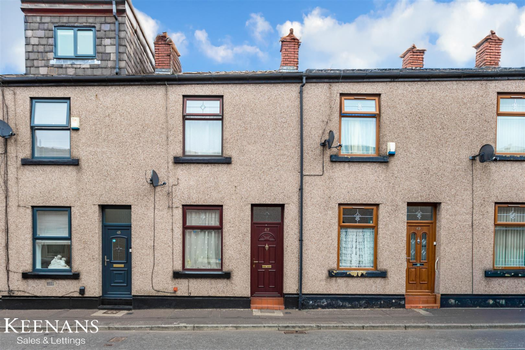 Main image of property: Well I Th Lane, Rochdale