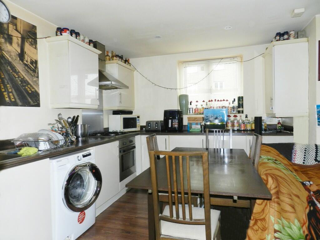 Southbury Road, Enfield, Middlesex, EN3 photo 4