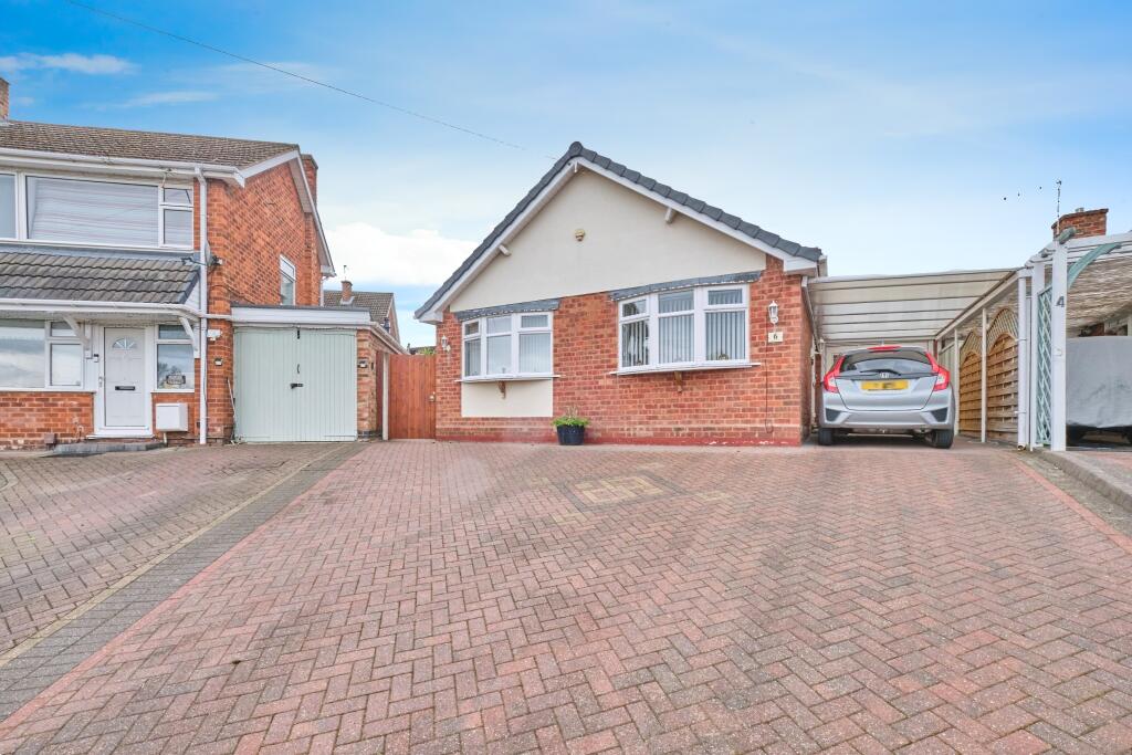 Highcliffe Road, Tamworth, Staffordshire, B77