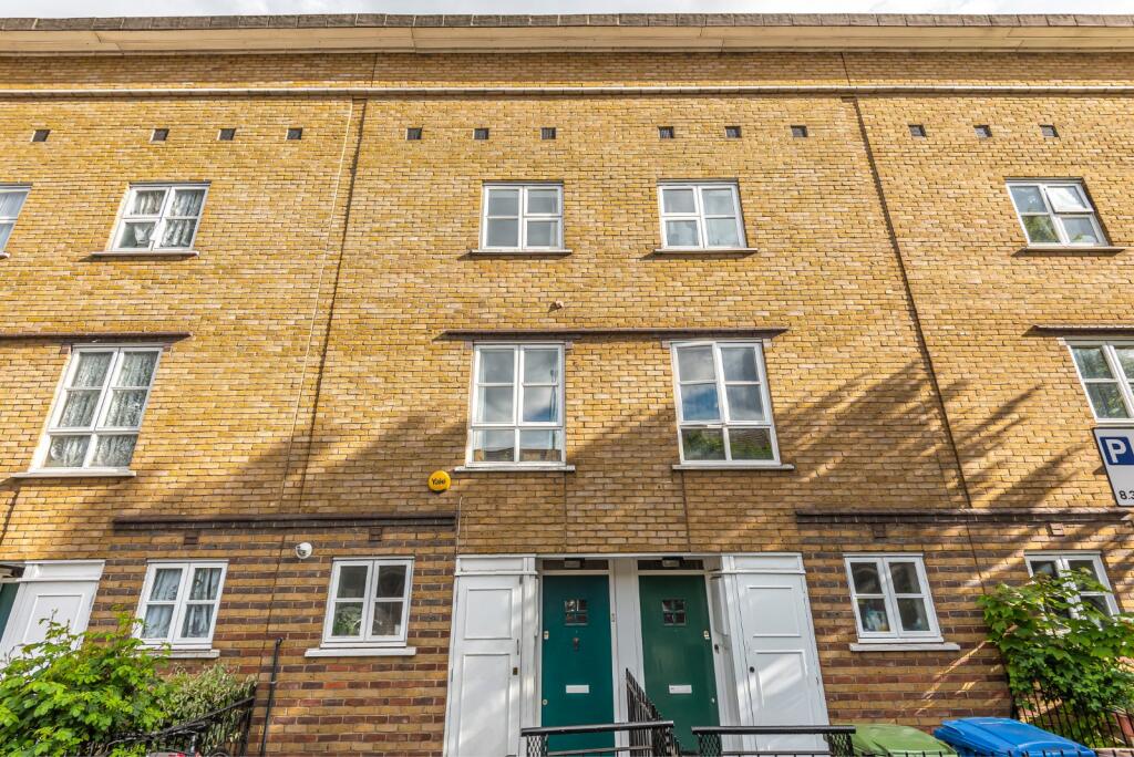 Main image of property: Commercial Way, Peckham, London, SE15