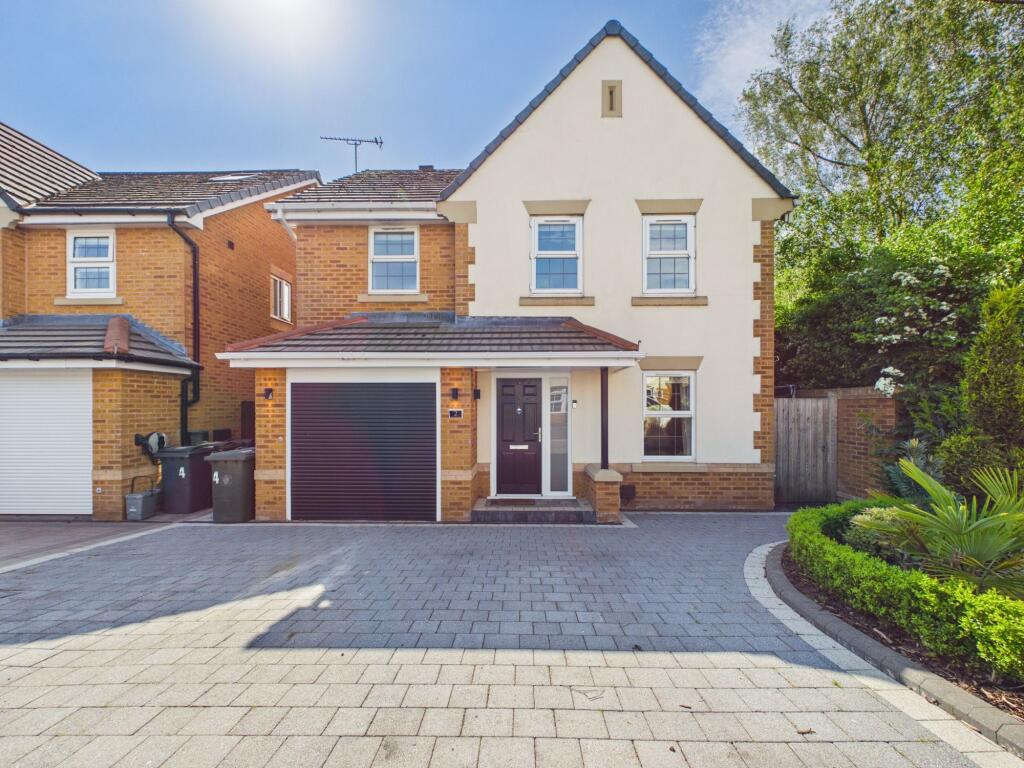 4-bed detached on Standside Park, Skelmersdale, WN8, £295,000