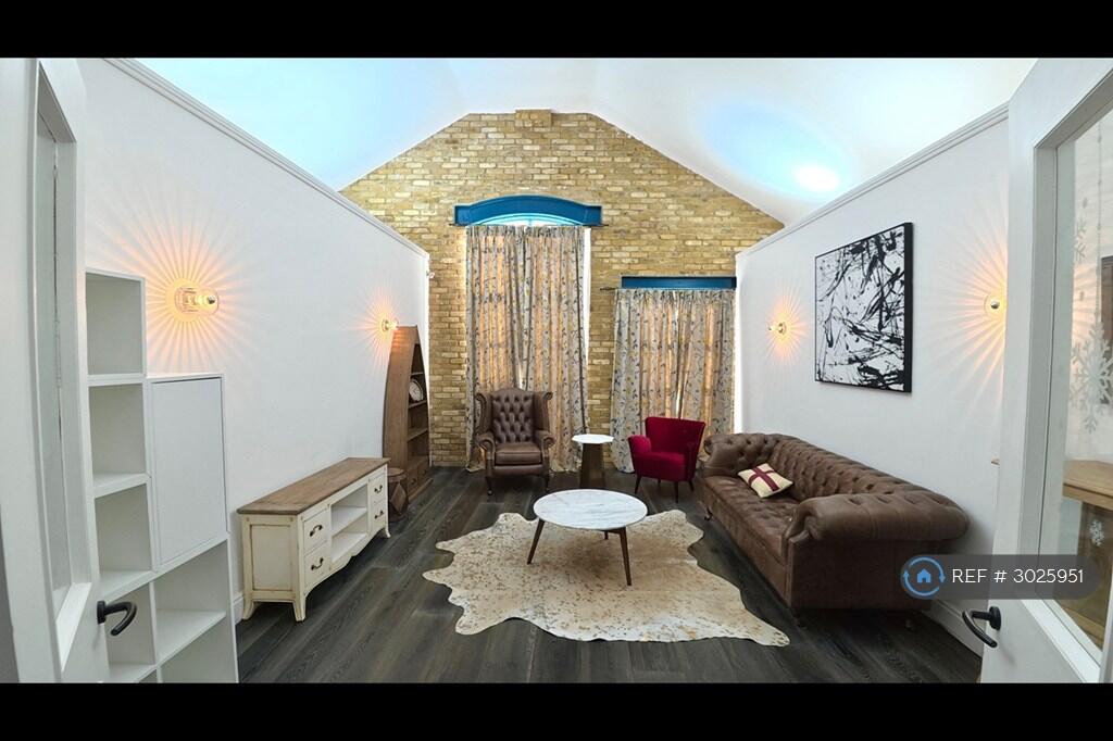Main image of property: Millennium Drive, London, E14