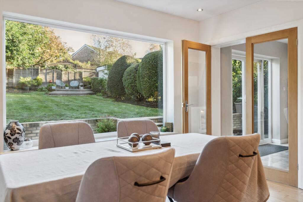 Old Lodge Drive, Beaconsfield, HP9 photo 3
