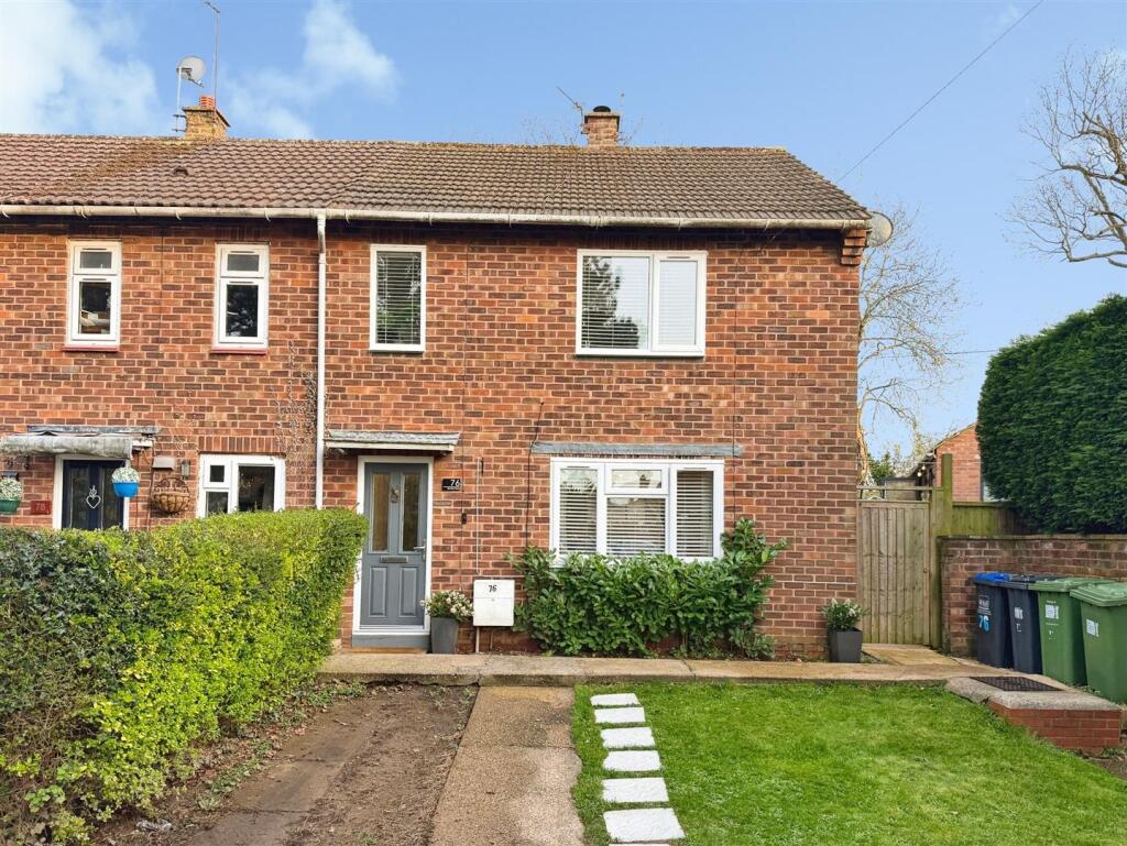 2-bed terraced on Buckley Road, Leamington Spa, £300,000