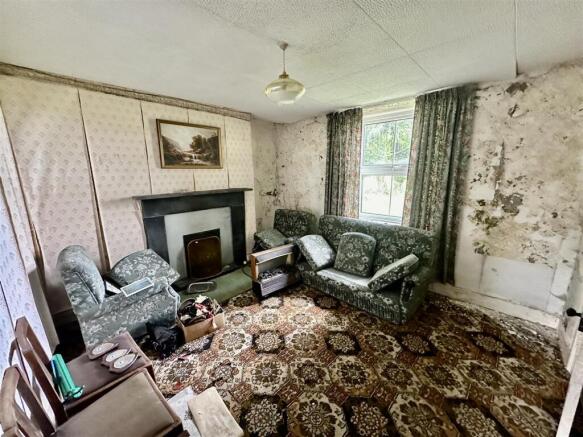 FRONT LIVING ROOM