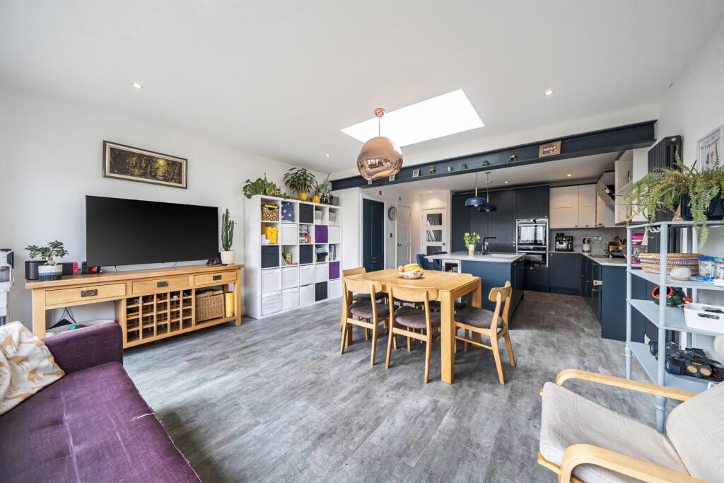 Main image of property: Westdean Avenue, Lee
